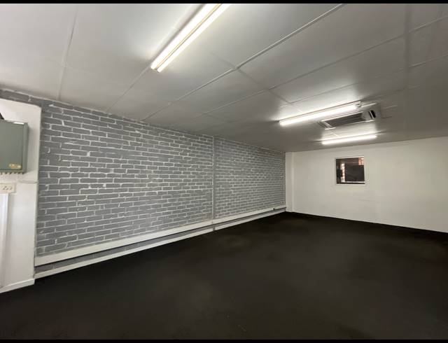 301M² WAREHOUSE FOR SALE IN ISANDO